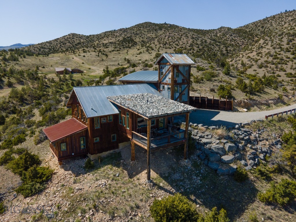 Big Timberworks Custom Home in Paradise Valley