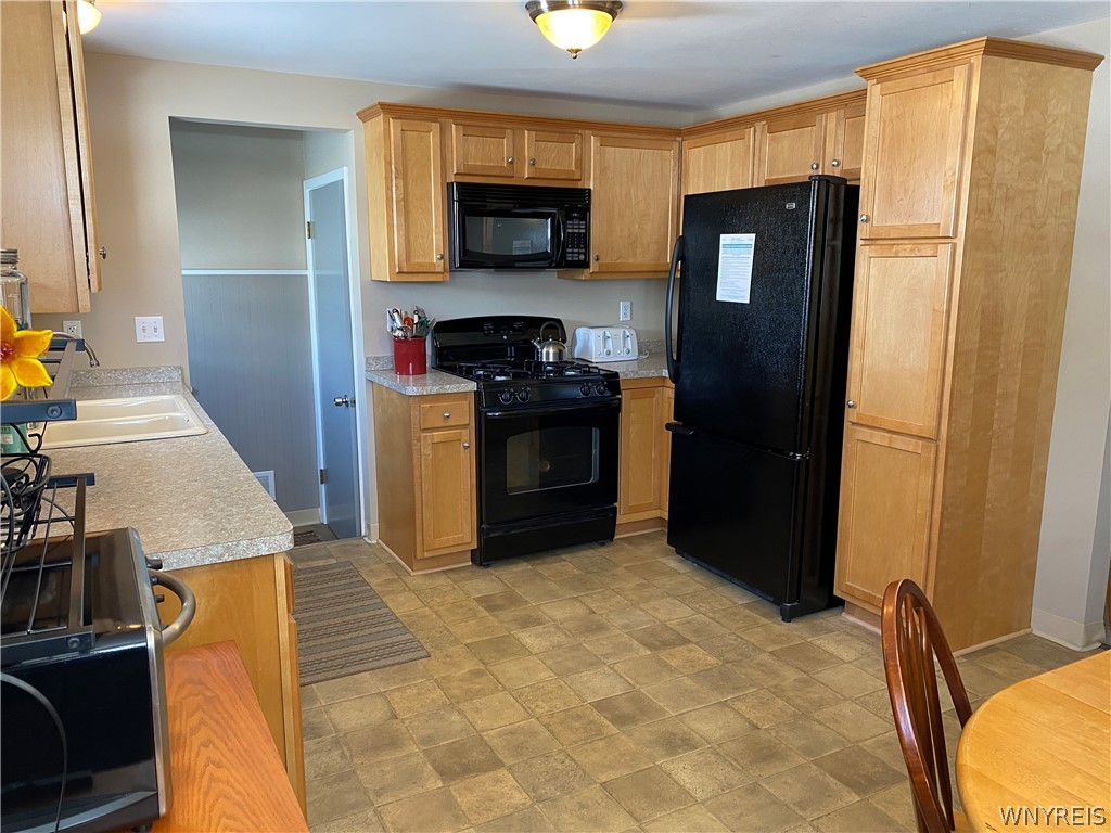 189 Irving Terrace Sold Property