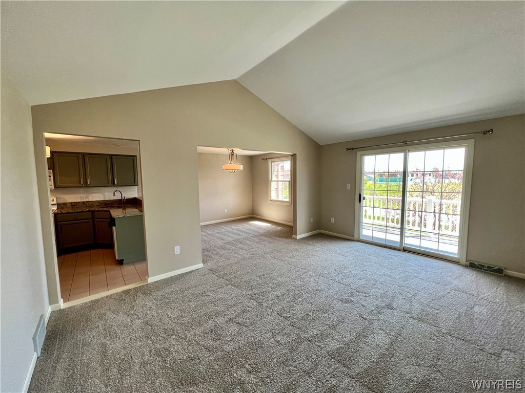 32 Georgian Lane D Sold Property