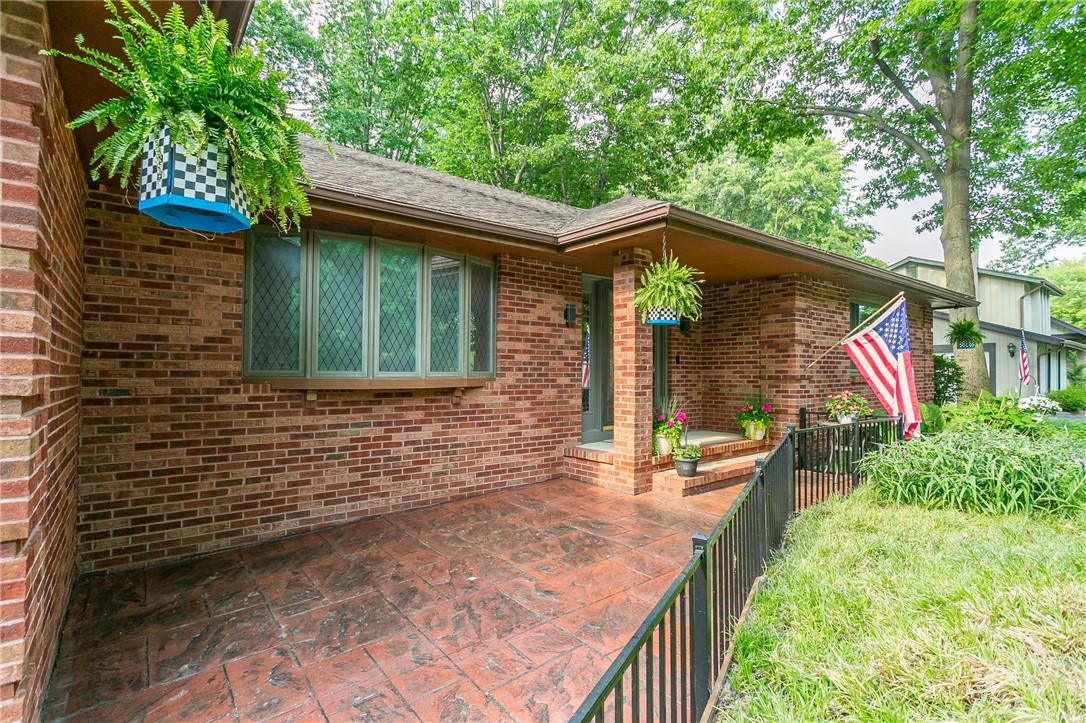 10 Woodbriar Lane Sold Property