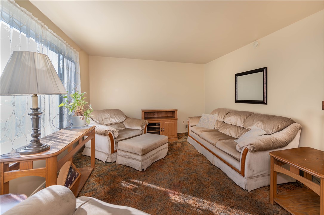 273 Ridgewood Road Sold Property