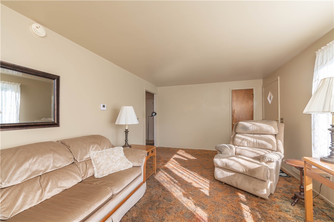 273 Ridgewood Road Sold Property