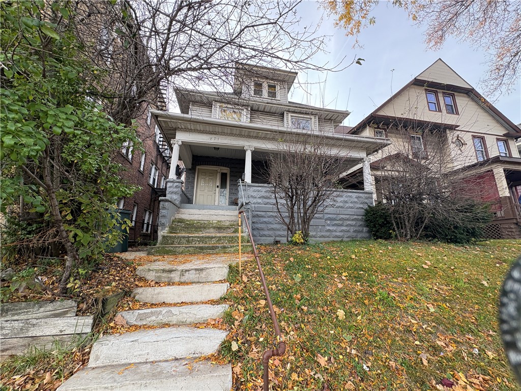 871 Lake Avenue Sold Property