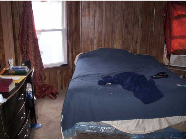 38 Child Street Bedroom