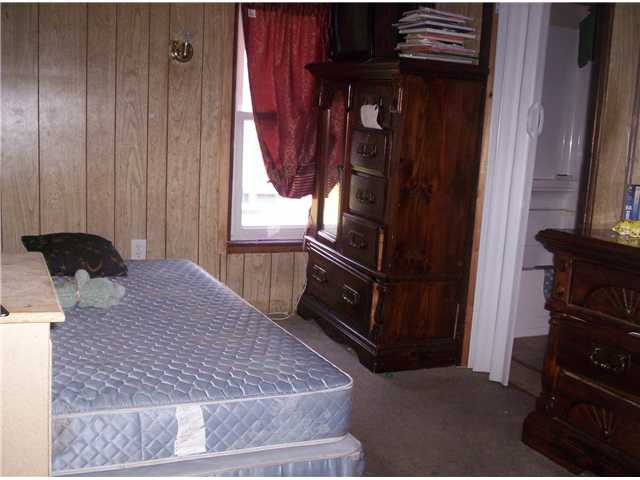 38 Child Street Bedroom