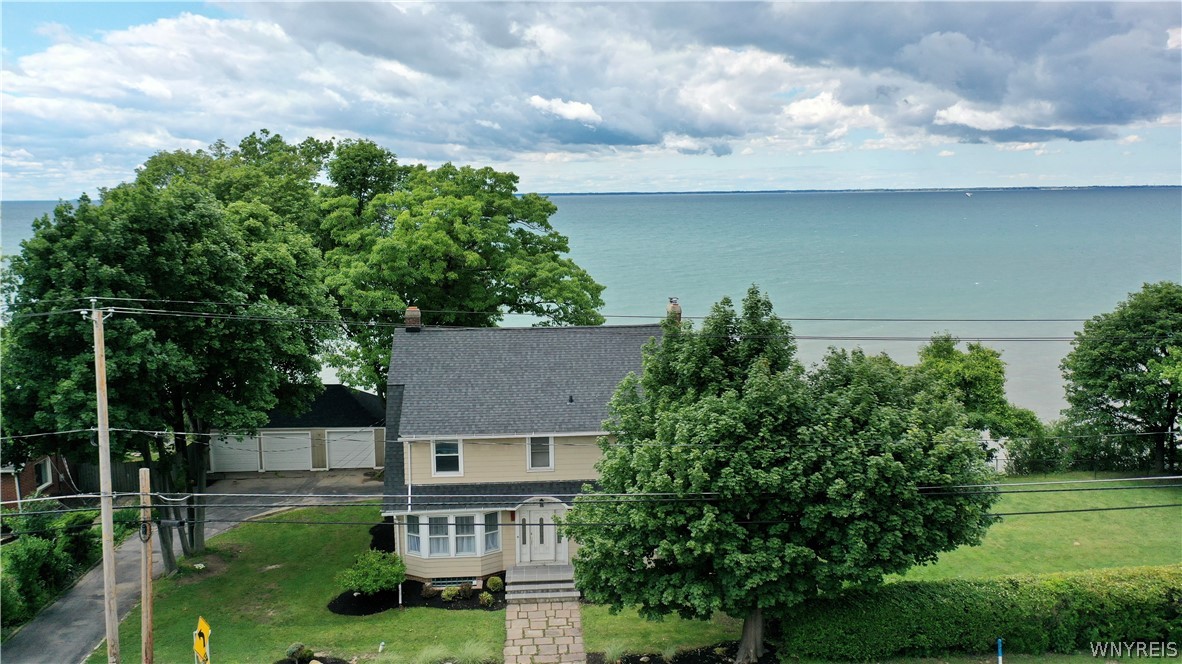 4520 Lake Shore Road Sold Property