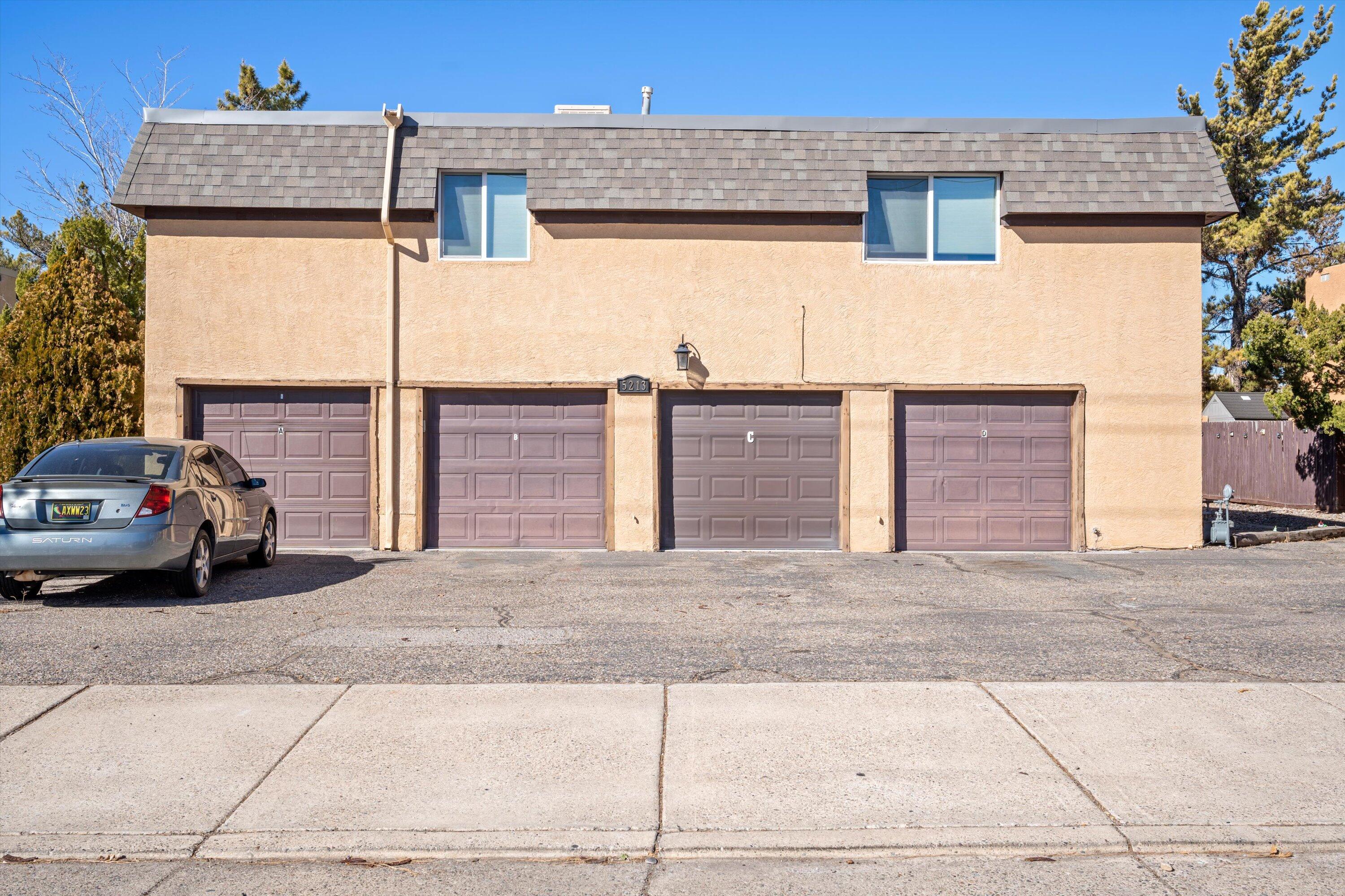 5213 CAMINO DEL SOL, UNIT B NE Sold Property