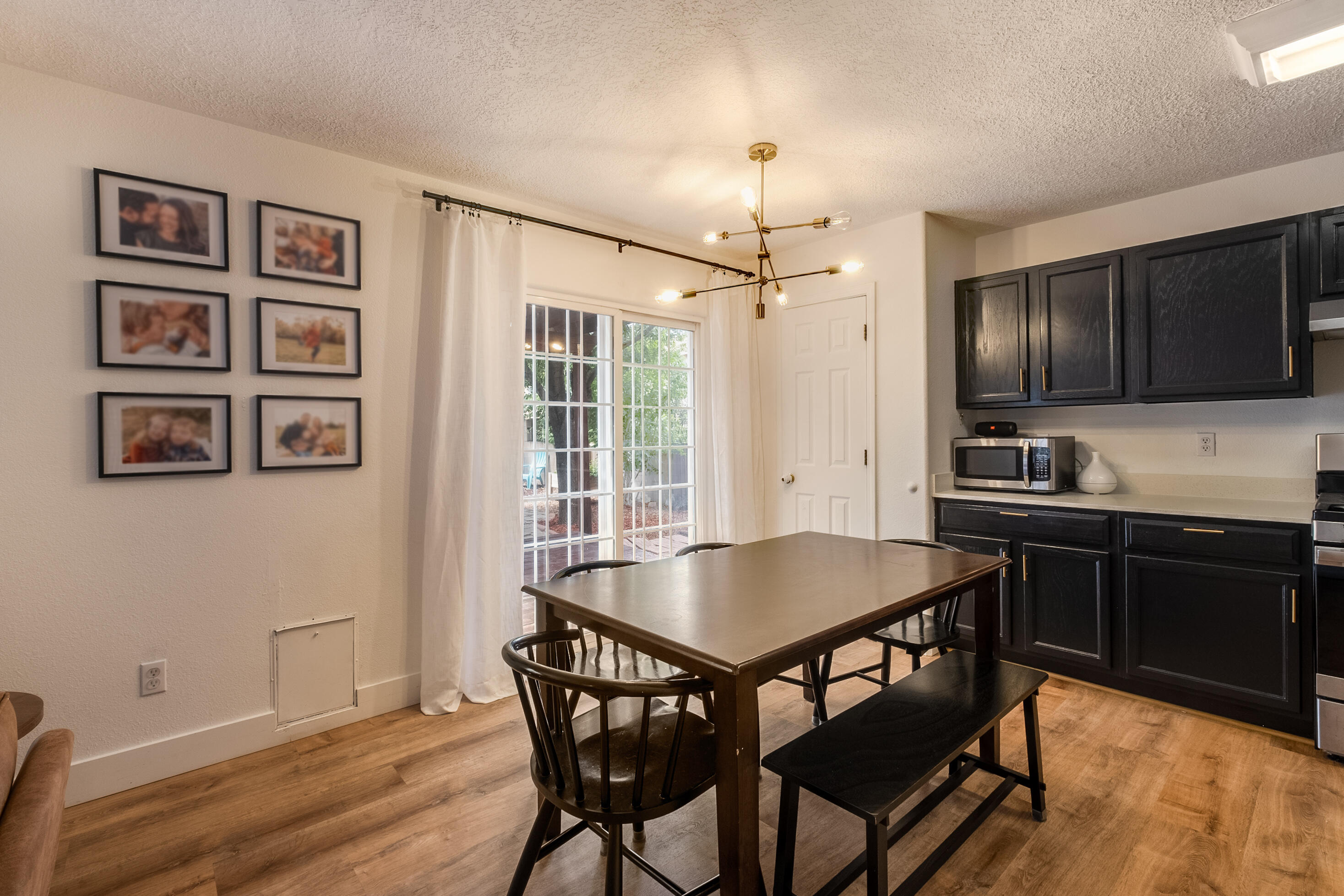 6408 Sonrisa Place NE Sold Property