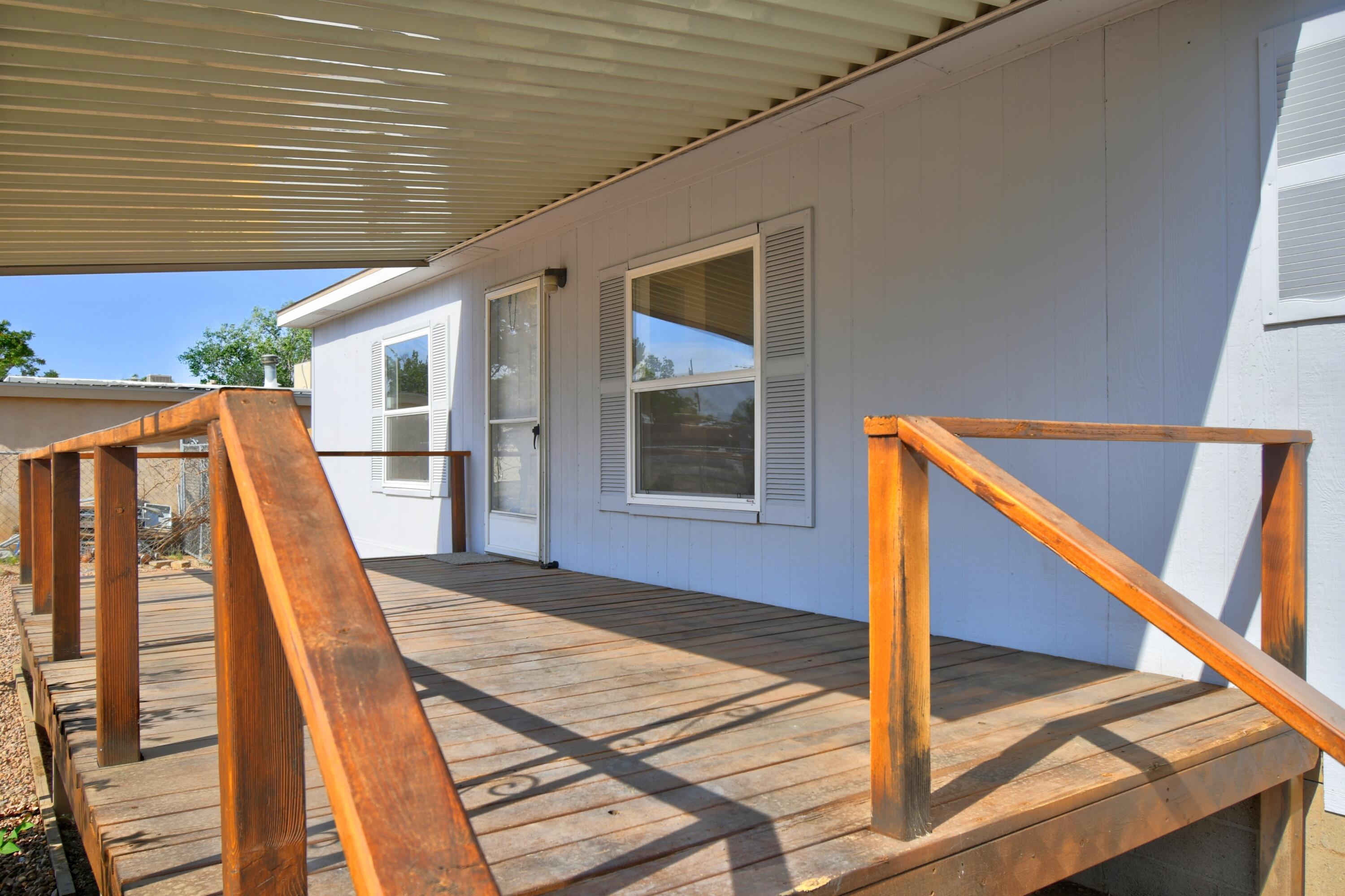 6333 Locust Street NE Sold Property