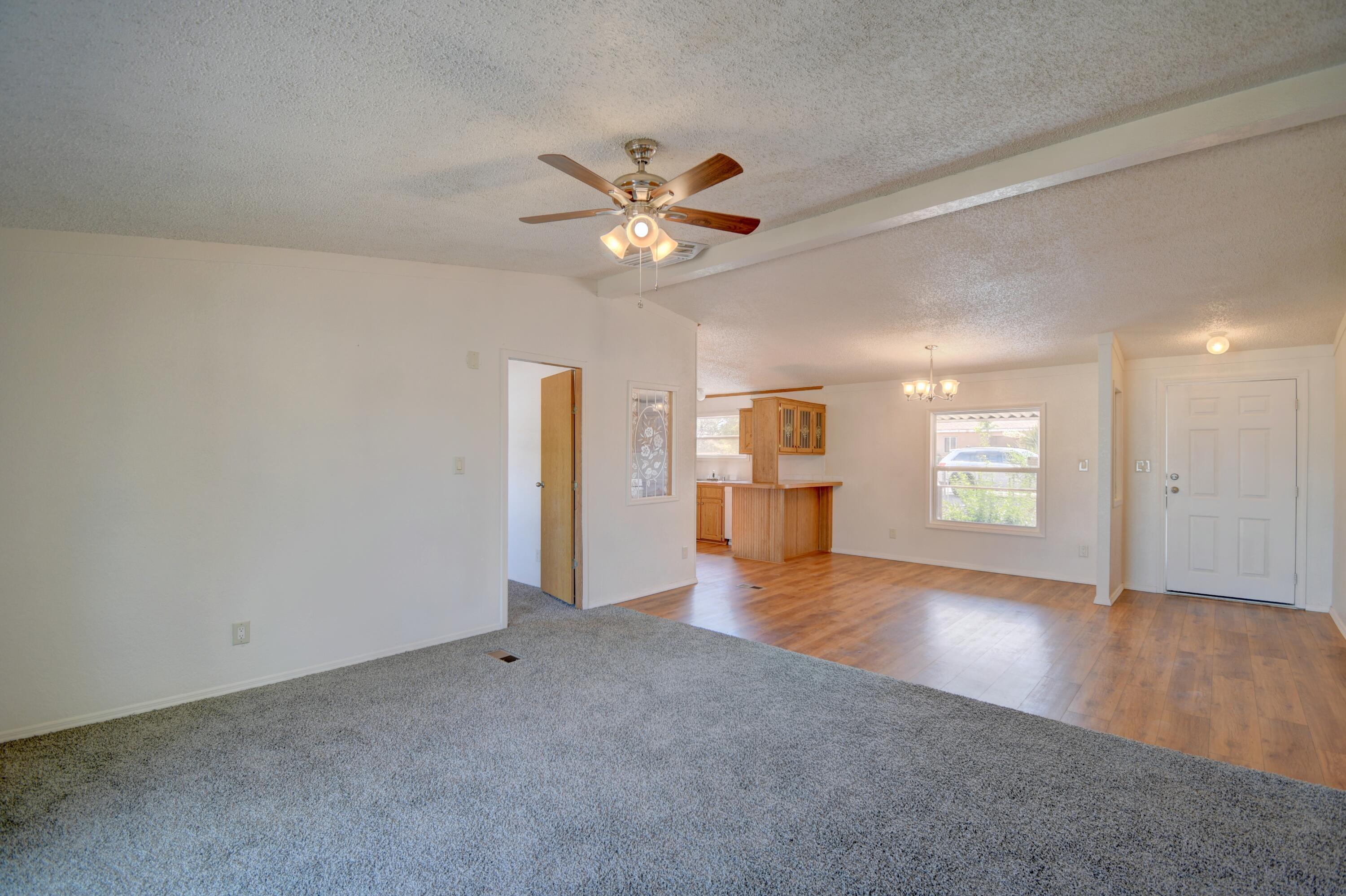 6333 Locust Street NE Sold Property