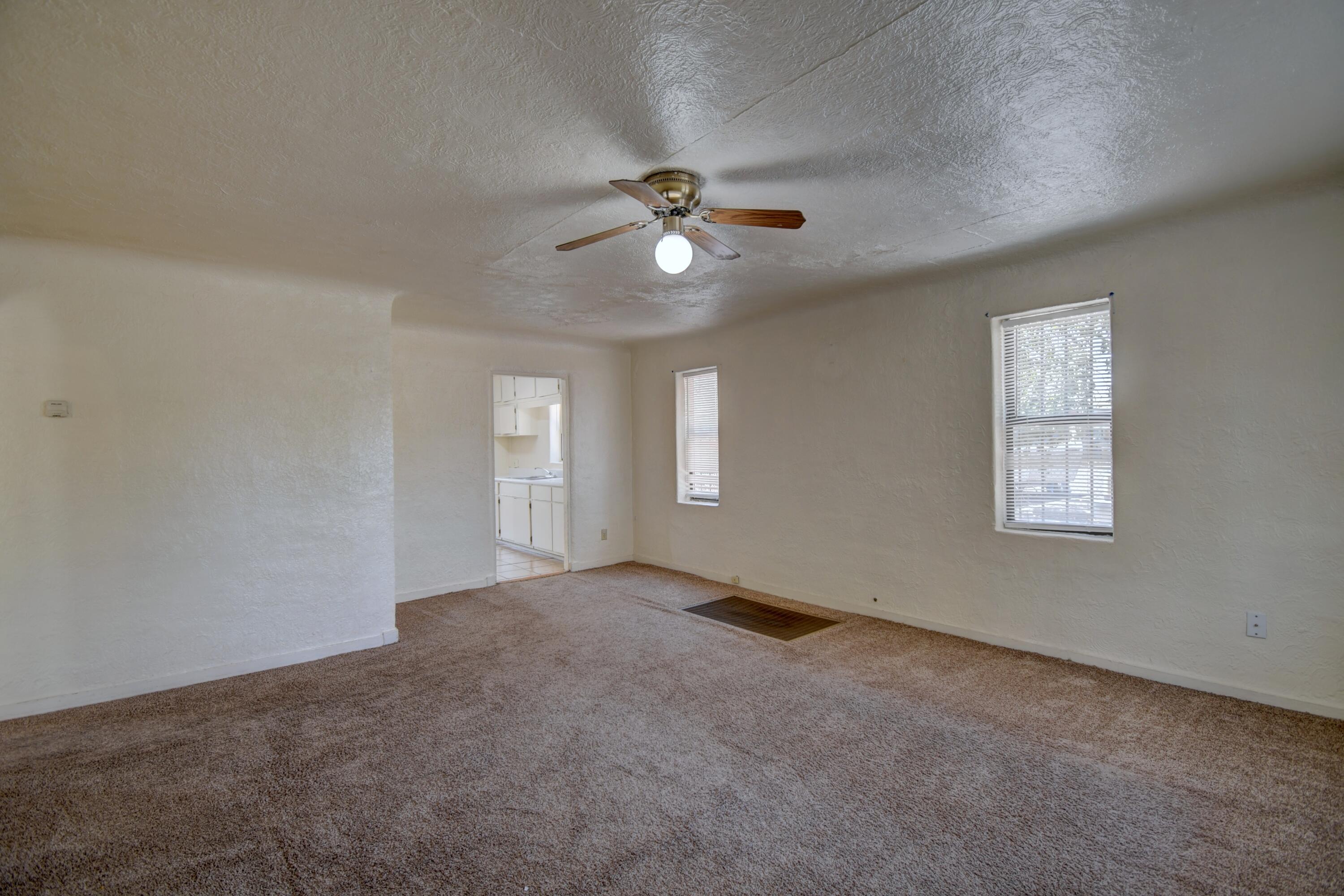 224 Montano Road NW Sold Property