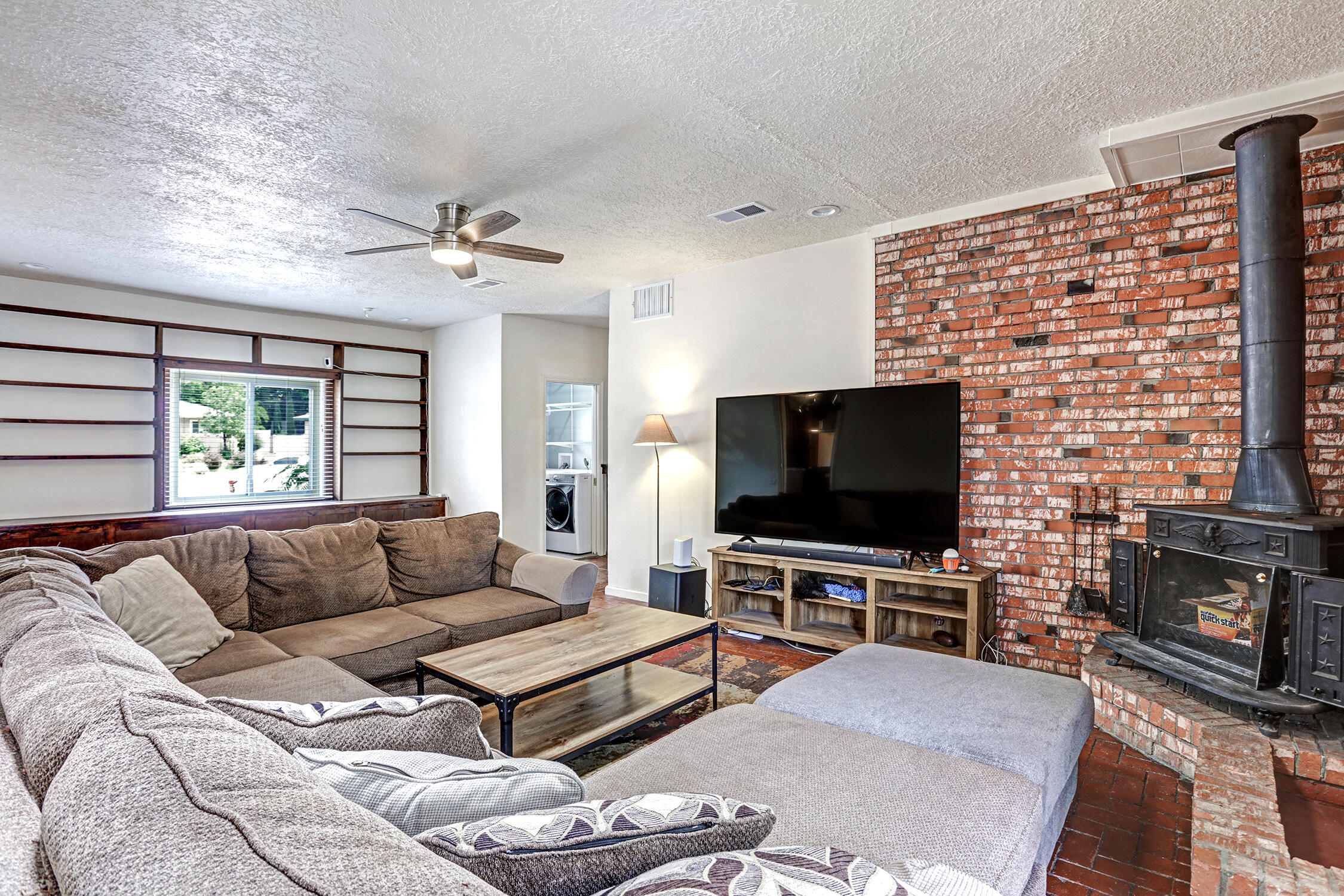 7002 Elna Court NE Sold Property