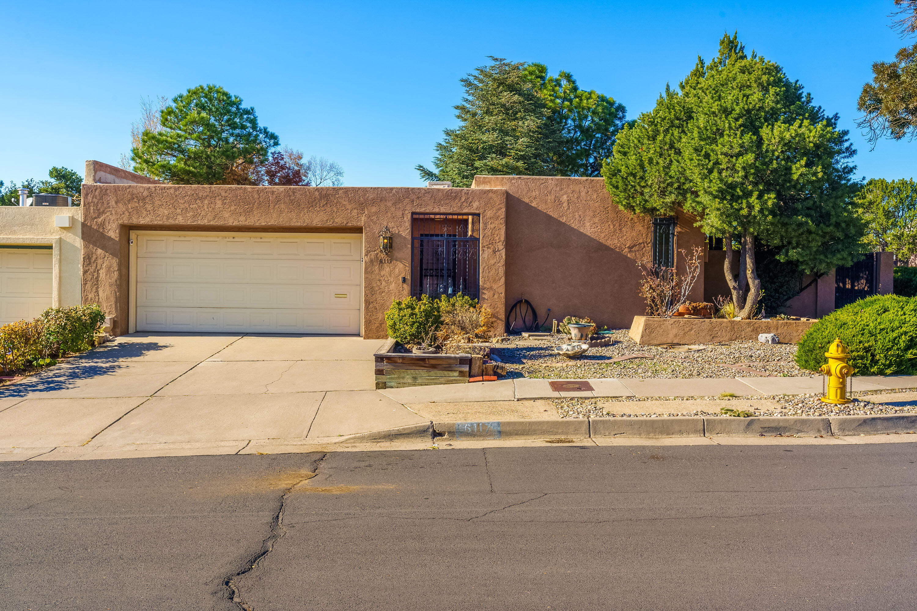 6117 RIO HONDO Drive NE Sold Property