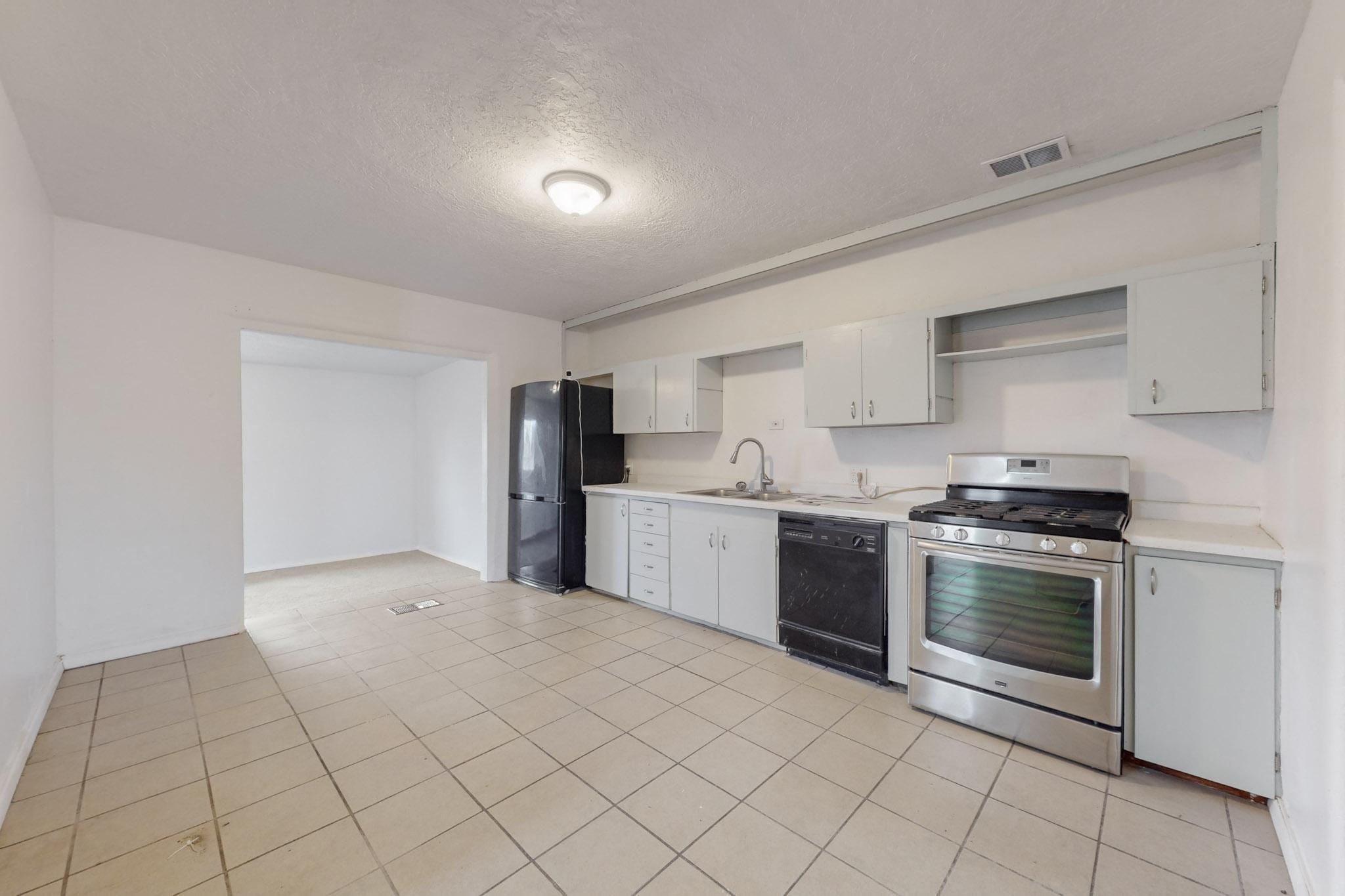 532 ARIZONA Street SE Sold Property