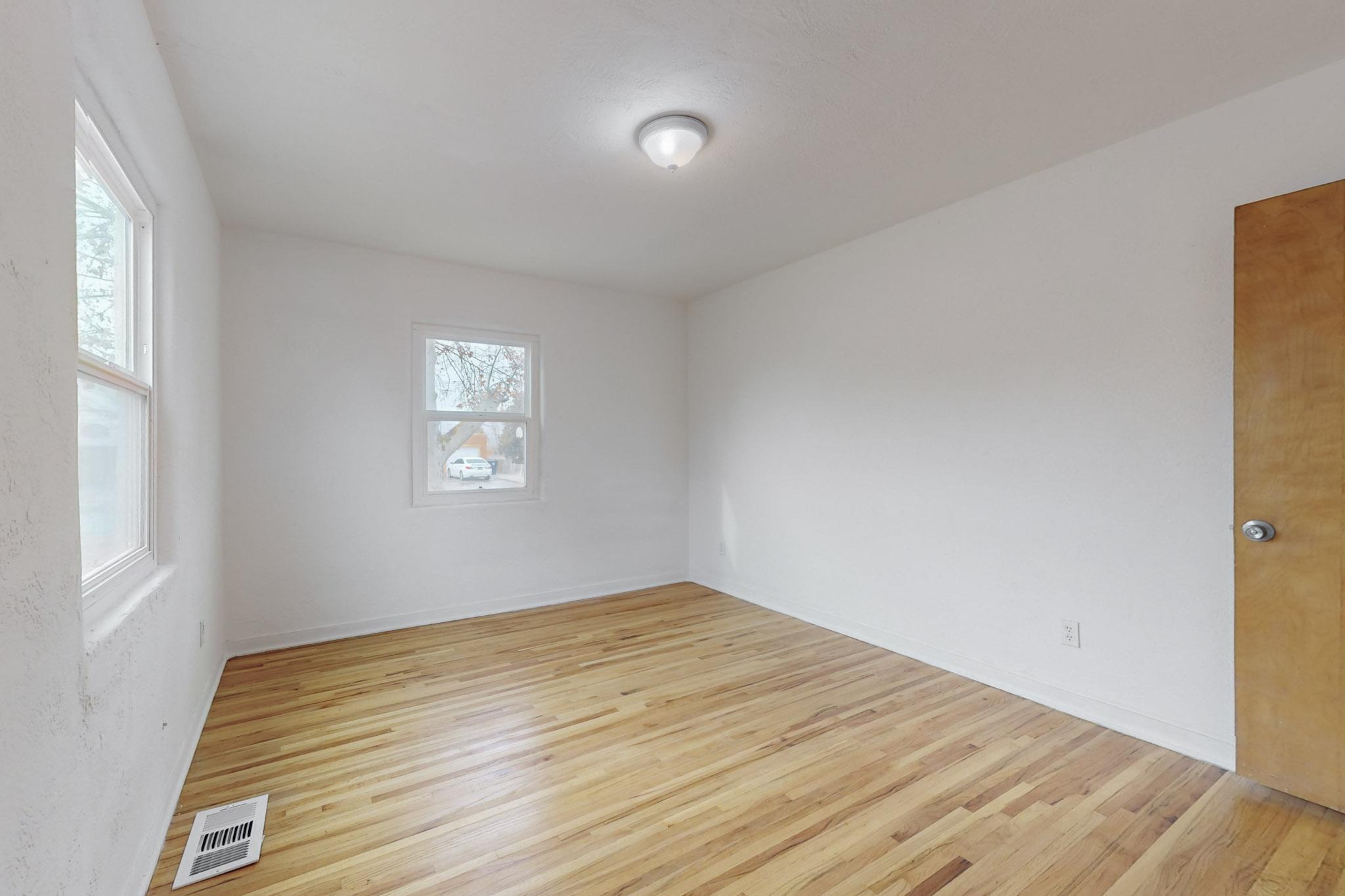 532 ARIZONA Street SE Sold Property