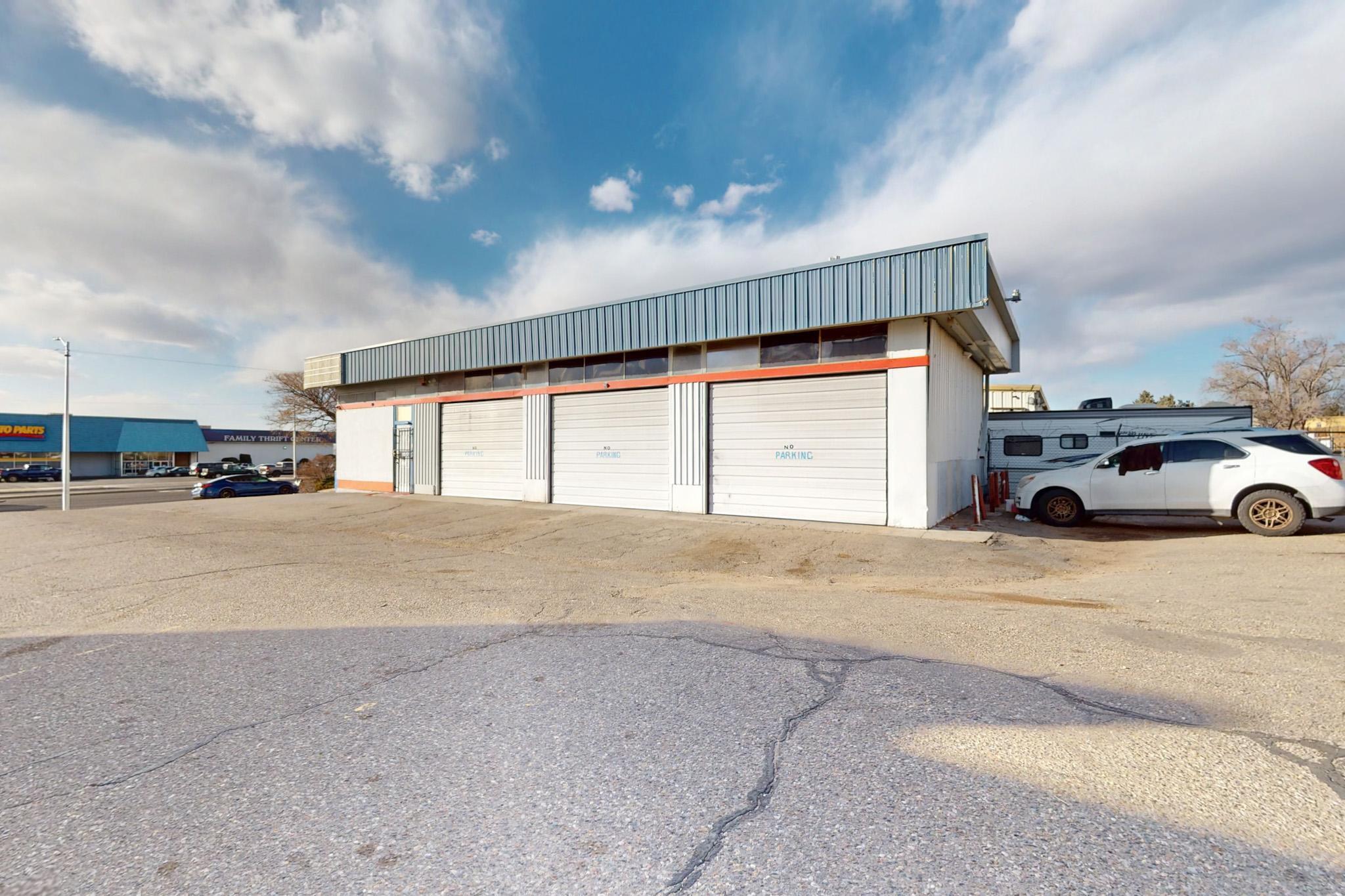 1220 JUAN TABO Boulevard NE Sold Property
