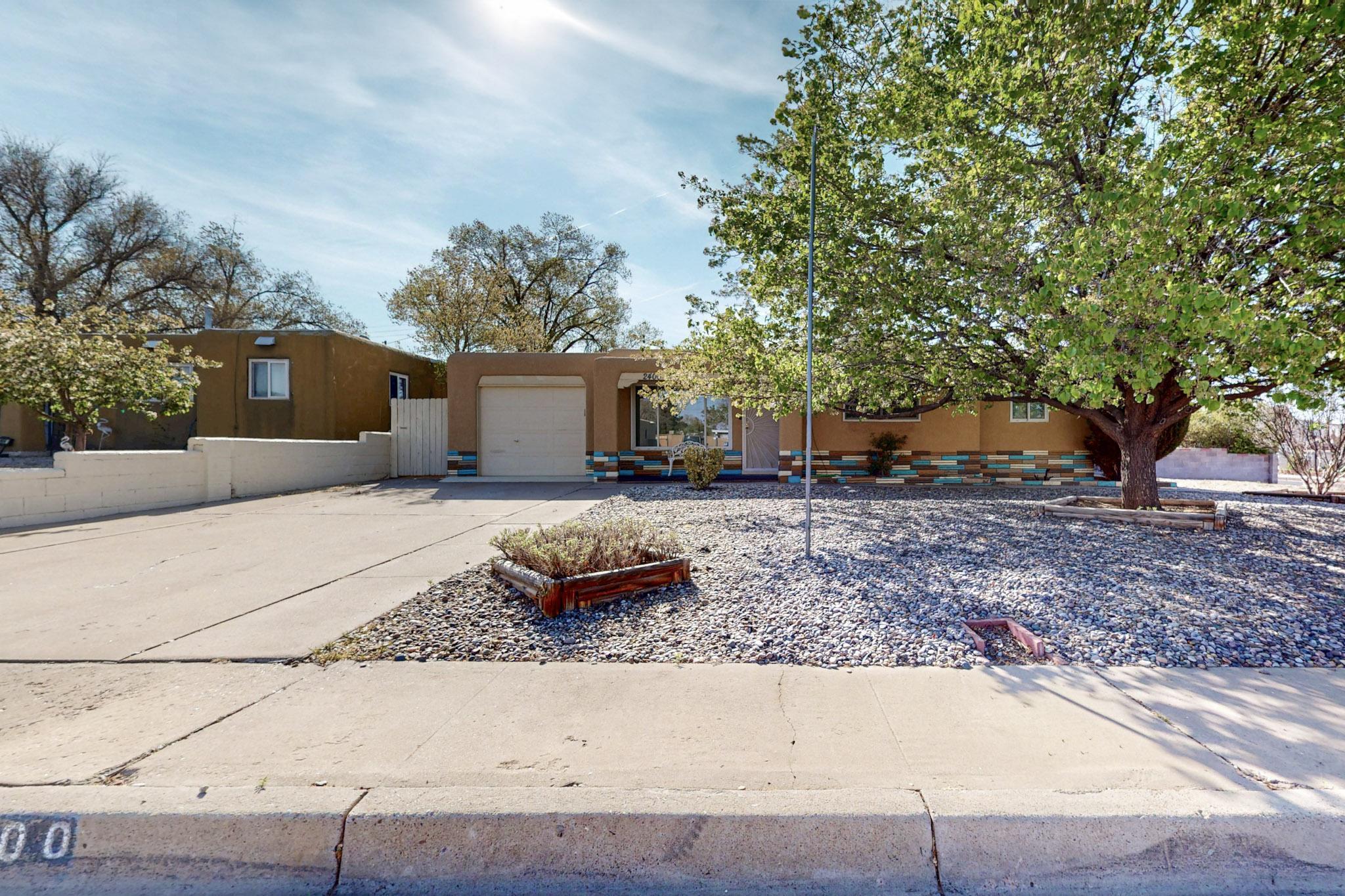 2400 ELIZABETH Street NE Sold Property