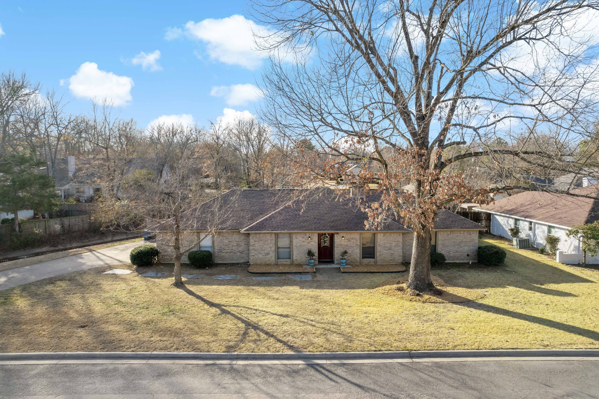 930 Laurel Lane Sold Property
