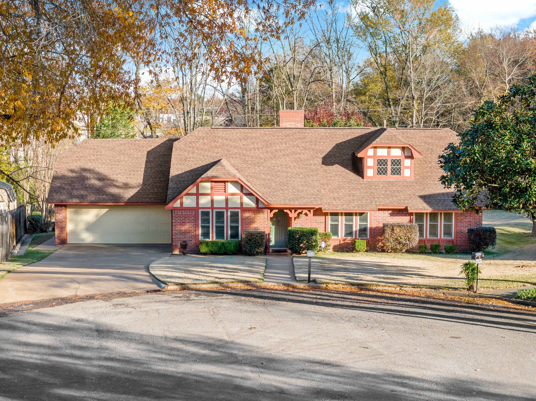 355 35th Street SE Sold Property