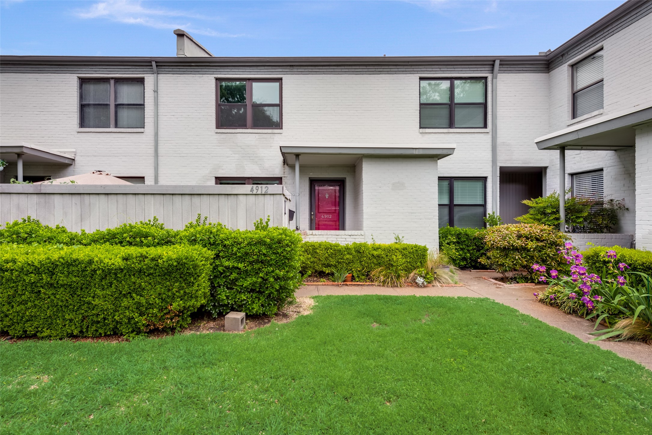 4912 N Hall Street Sold Property