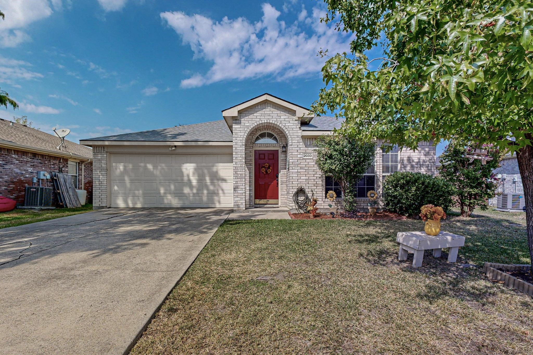 2033 Waterview Drive Sold Property