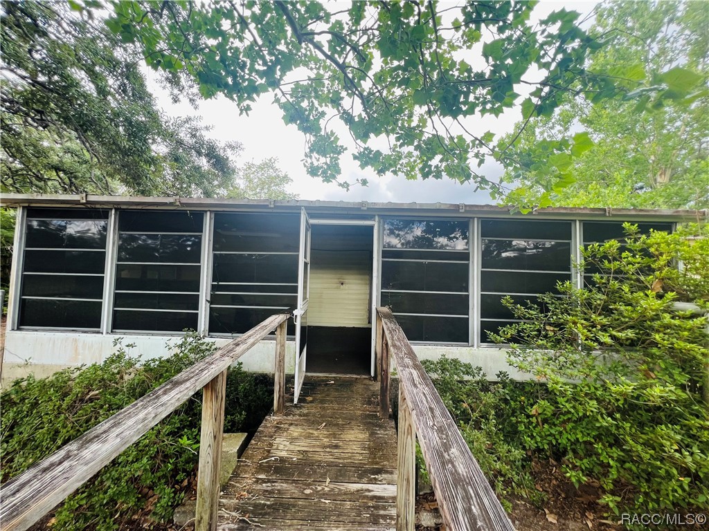 6119 S Wildermuth Point Sold Property