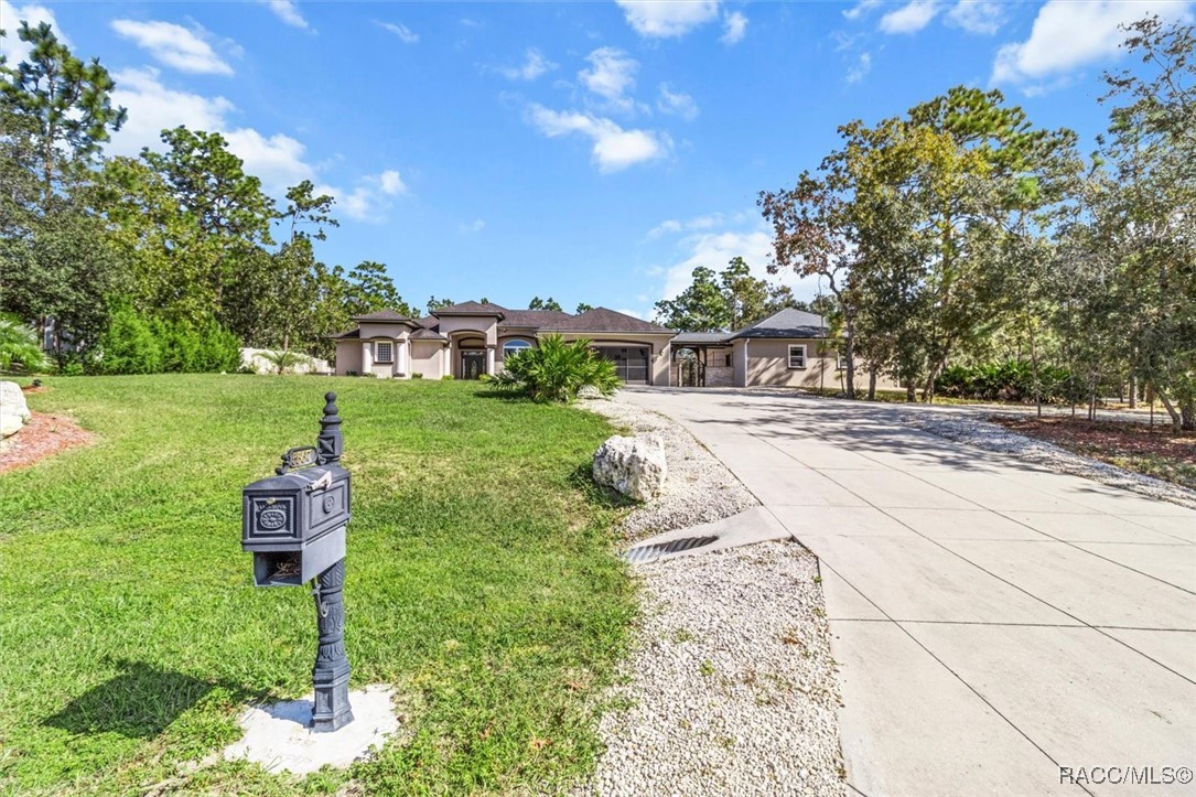 5567 W Chive Loop Sold Property
