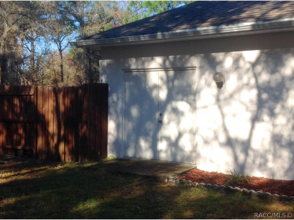 Workshop with Double Doors