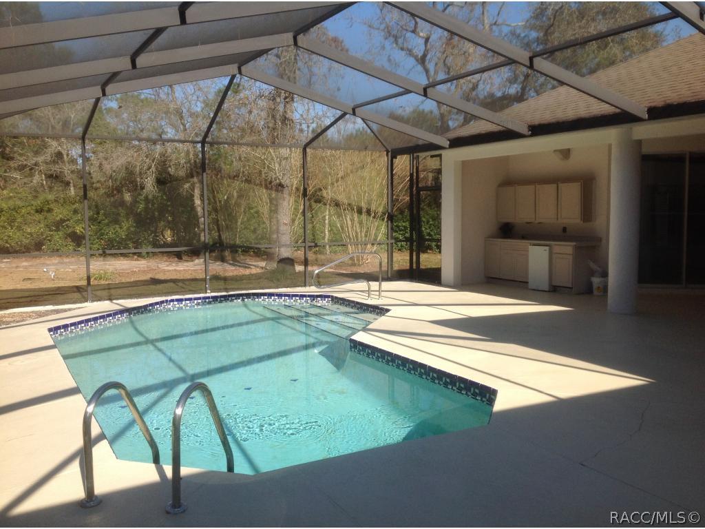 Large Enclosed Pool Area